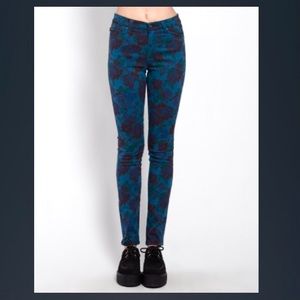 NWT Tripp NYC High Waist Blue Floral Pants - 26